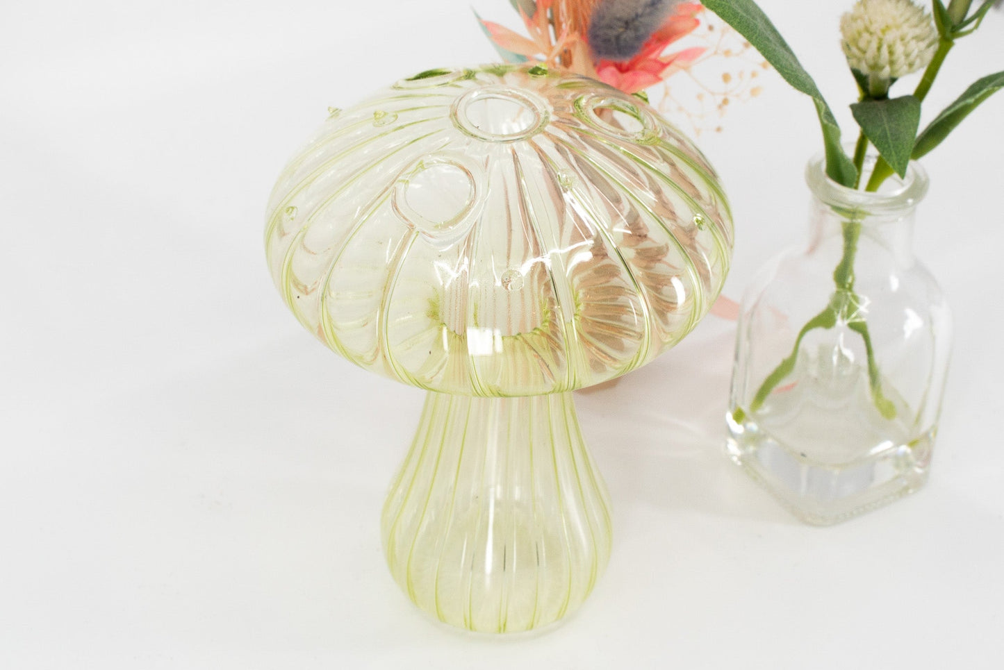 ❀˖ °Winnie - Mushroom Bud Vase